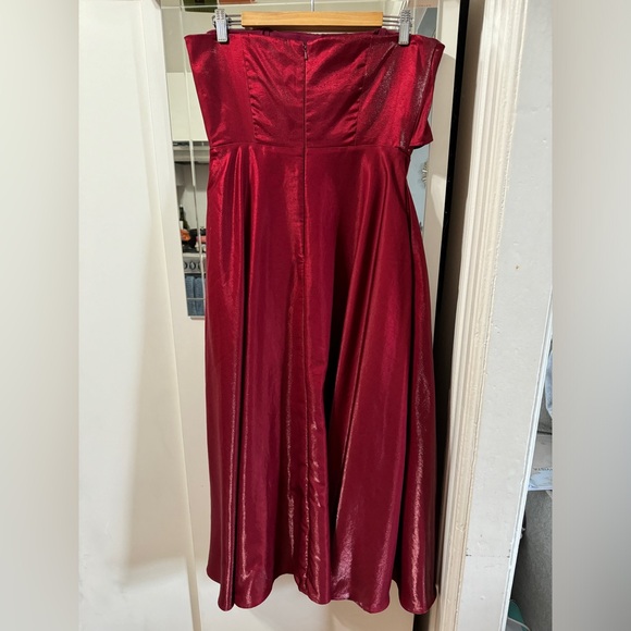 Sau Lee gorgeous satin dress in dark red formal - Picture 4 of 7